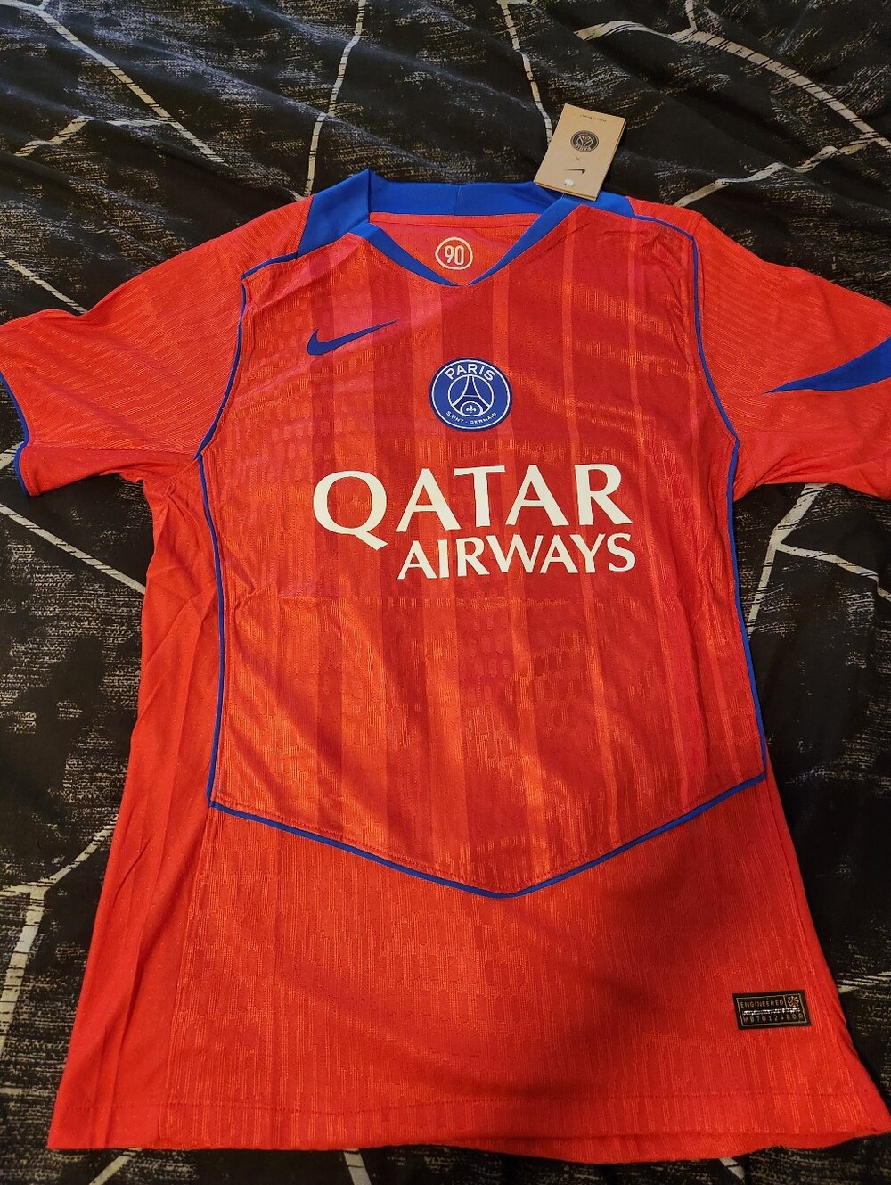 Paris Saint-Germain PSG Red Soccer Jersey Nike Qatar Airways Men’s Size M